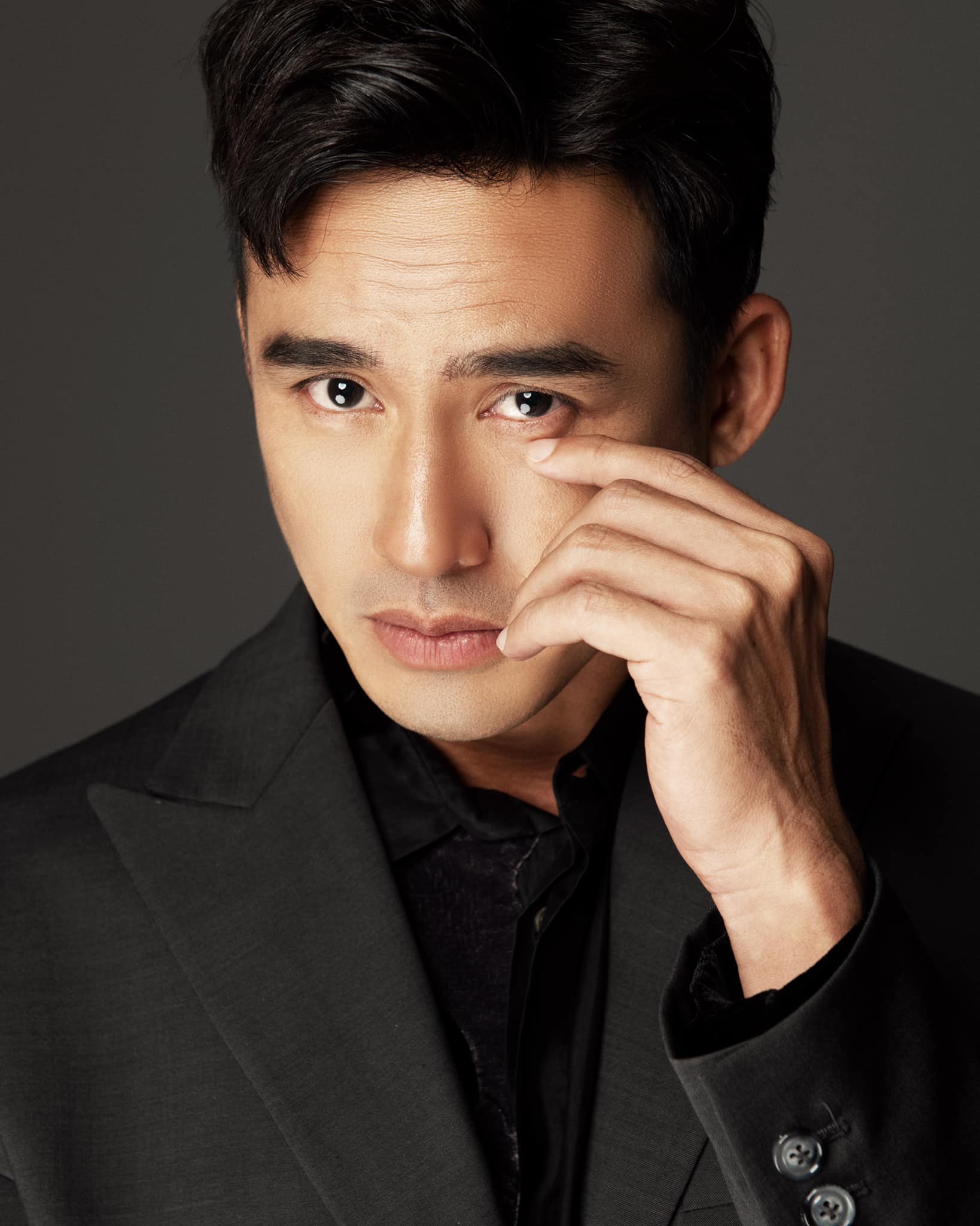 Lương Thế Thành là ai? Diễn viên điển trai, tài năng và chuyện tình đáng ngưỡng mộ với Thúy Diễm - Ảnh 3