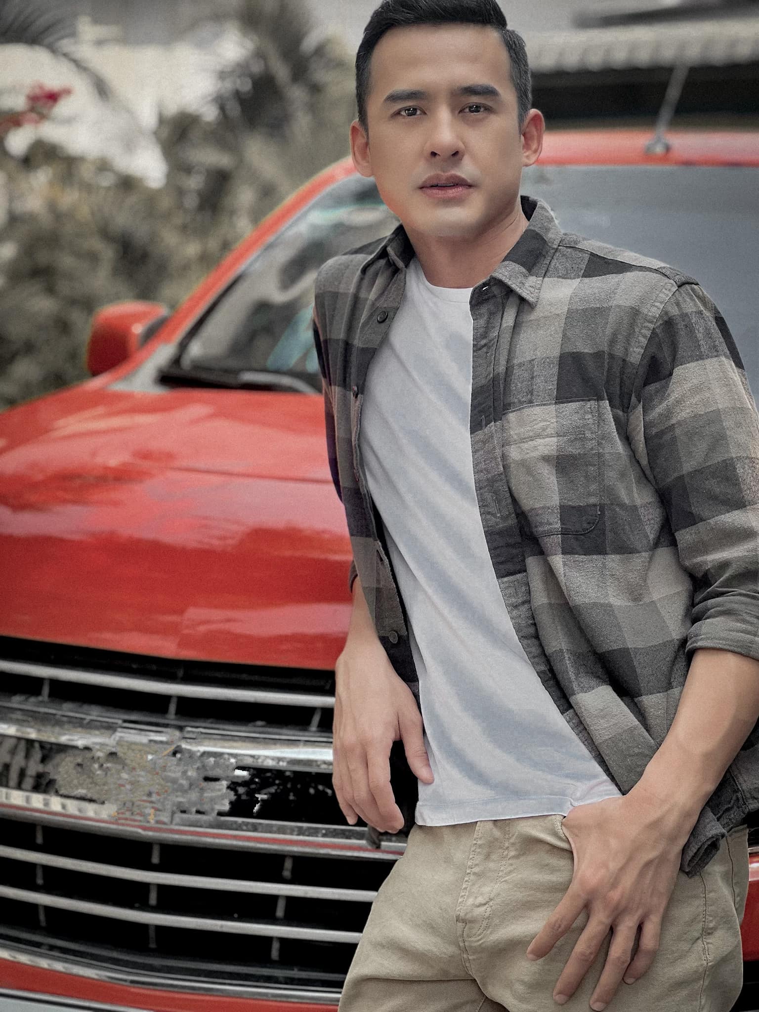 Lương Thế Thành là ai? Diễn viên điển trai, tài năng và chuyện tình đáng ngưỡng mộ với Thúy Diễm - Ảnh 8