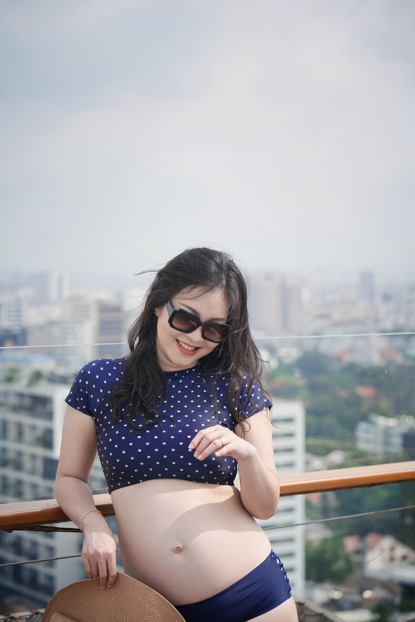 BTV Phương Thảo bí mật sinh con thứ 2 sau thời gian dài 