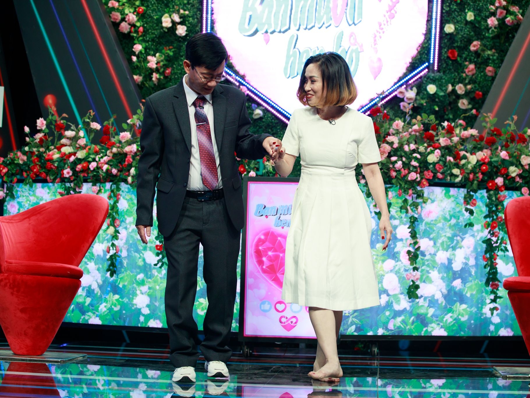 Nam bác sĩ U60 từ chối hẹn hò với nữ HLV dancesport xinh đẹp trên sóng truyền hình - Ảnh 2