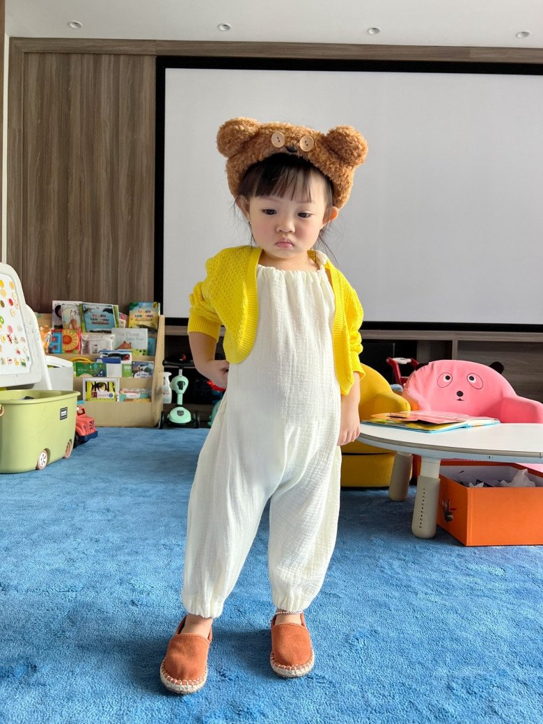 Con gái Cường Đô La đốn tim cộng đồng mạng bằng nụ cười tít mắt và biểu cảm đáng yêu - Ảnh 1