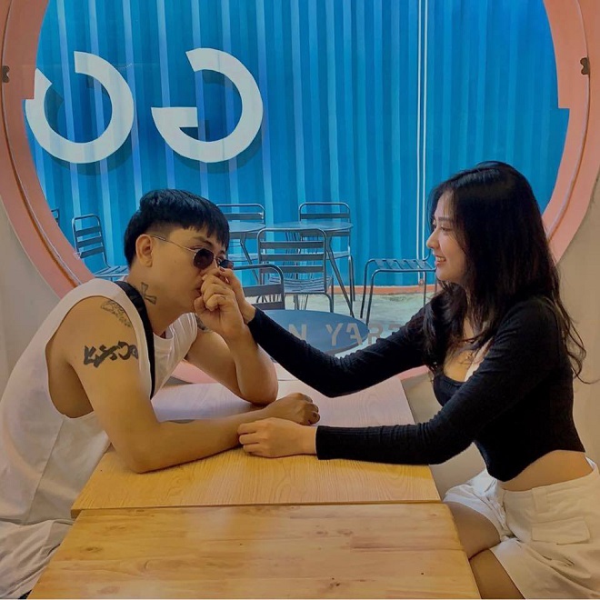 Hoài Lâm lộ gương mặt lờ đờ, ngủ gật khi đang livestream với fan - Ảnh 2