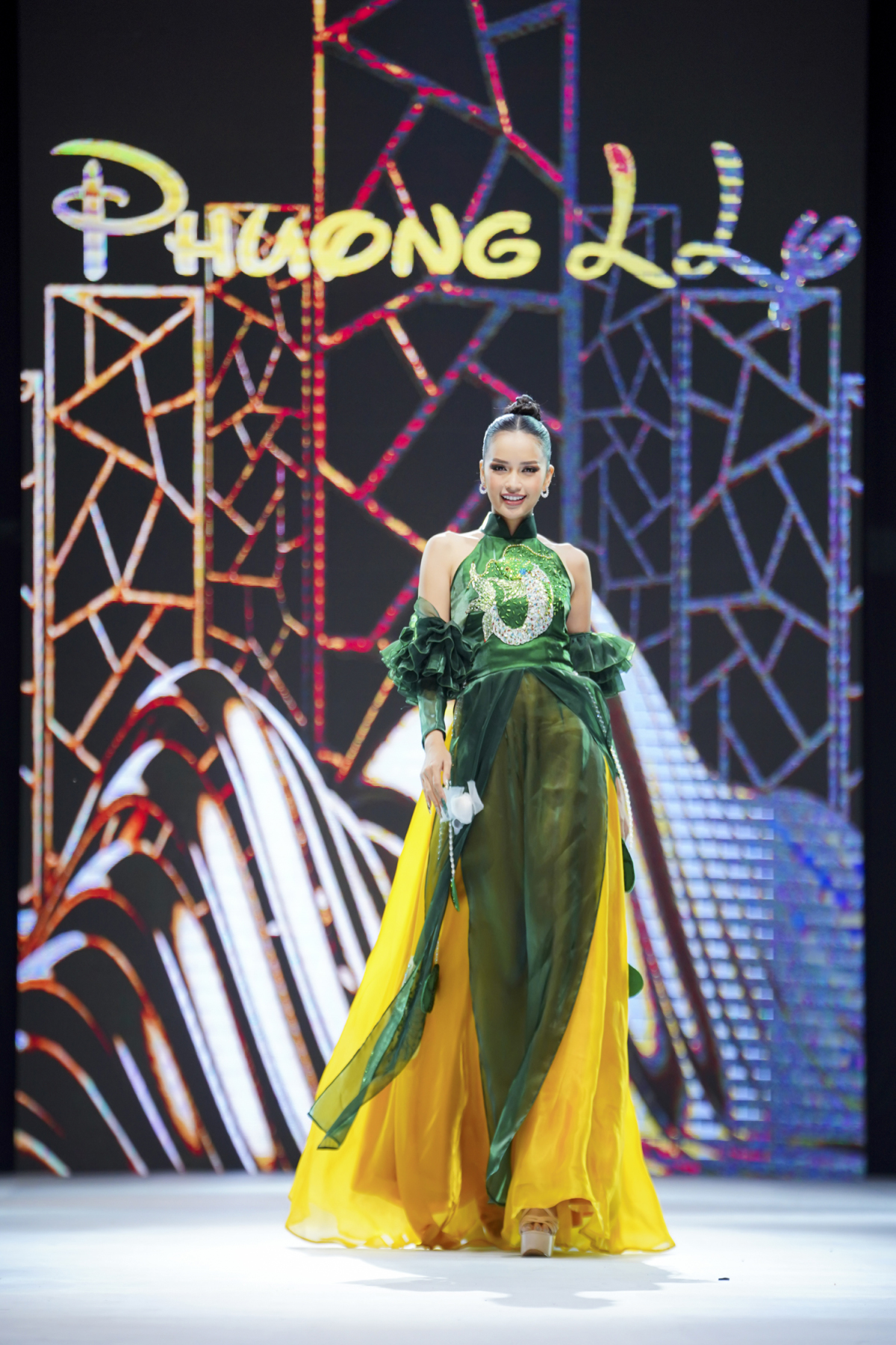 Rộ tin Ngọc Châu bị đối xử 