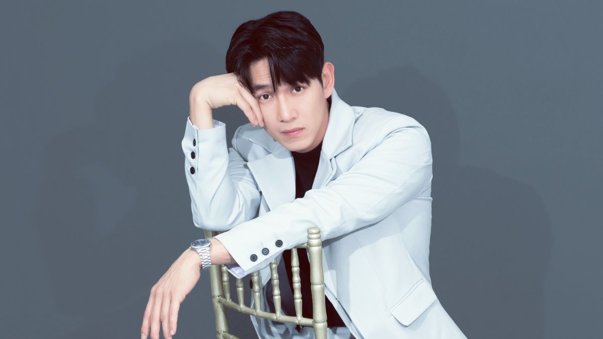 Song Luân thích bạn gái giữ hết tiền, hằng ngày ngửa tay xin tiền ăn sáng