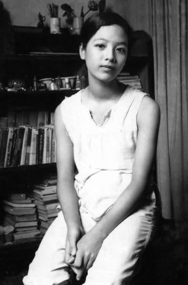 Ảnh thời trẻ của NSƯT Chiều Xuân bỗng hot trở lại, nhan sắc thanh tú 