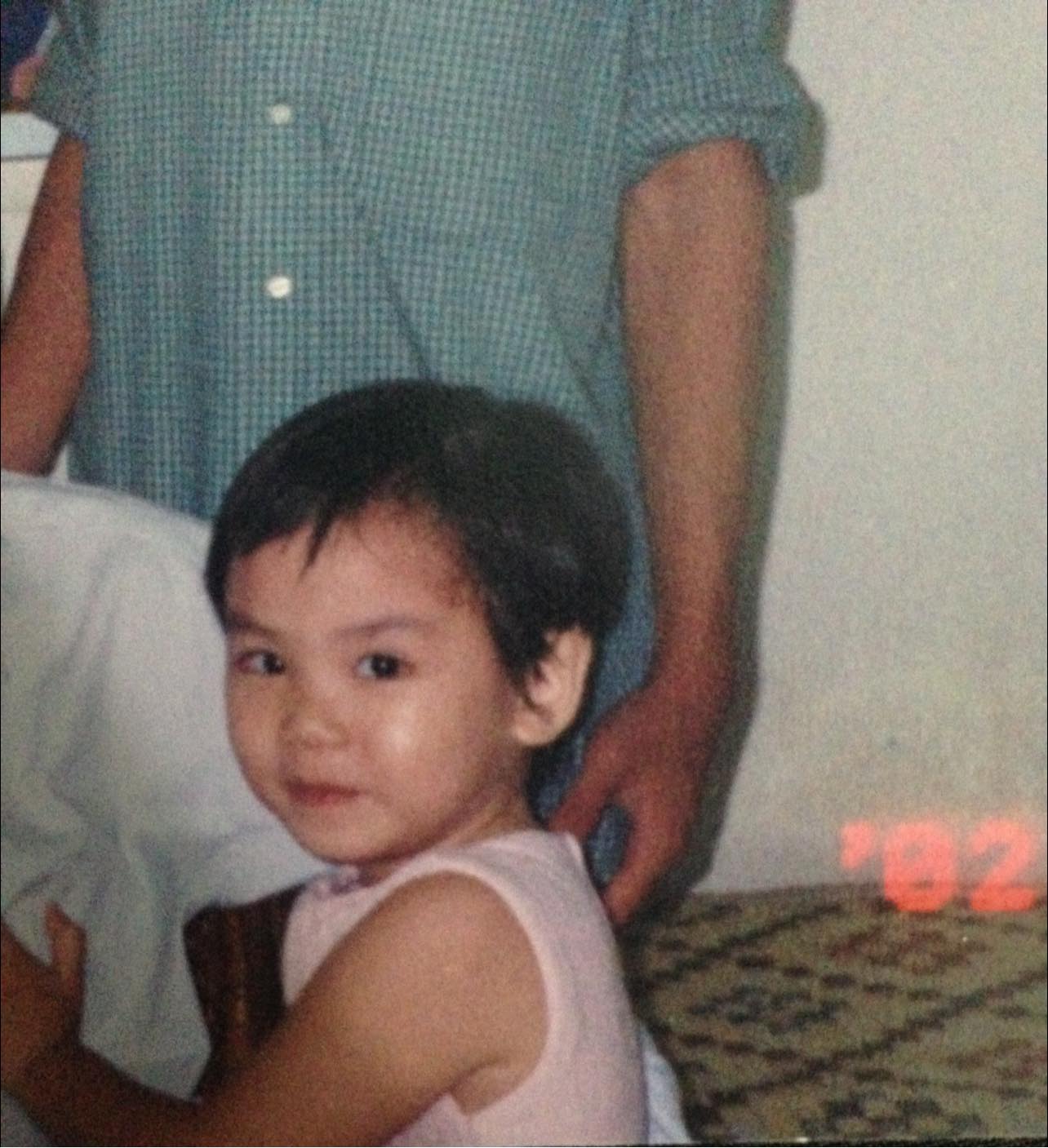 Hé lộ nhan sắc lúc bé của Hoa hậu Mai Phương - Ảnh 10