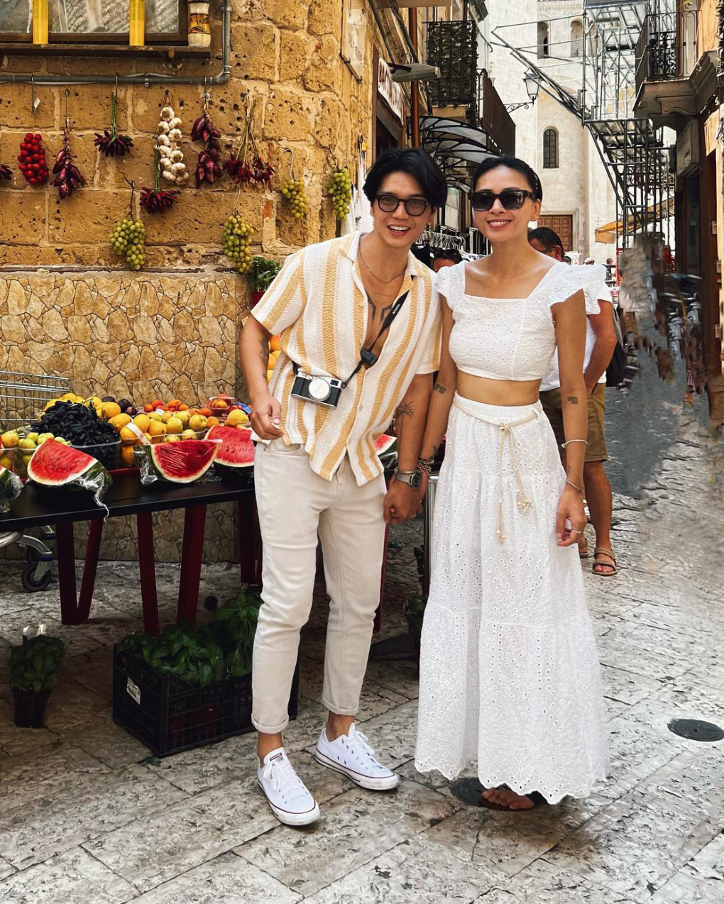 Huy Trần nhờ Ngô Thanh Vân cắt tóc để tiết kiệm nhưng thành phẩm lại 