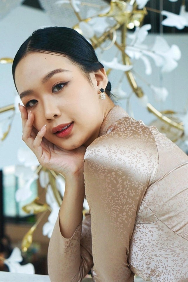 Lê Nguyễn Bảo Ngọc là ai? Mỹ nhân cao 1m85 trở thành Á hậu 1 của Hoa hậu Thế giới Việt Nam 2022 - Ảnh 10