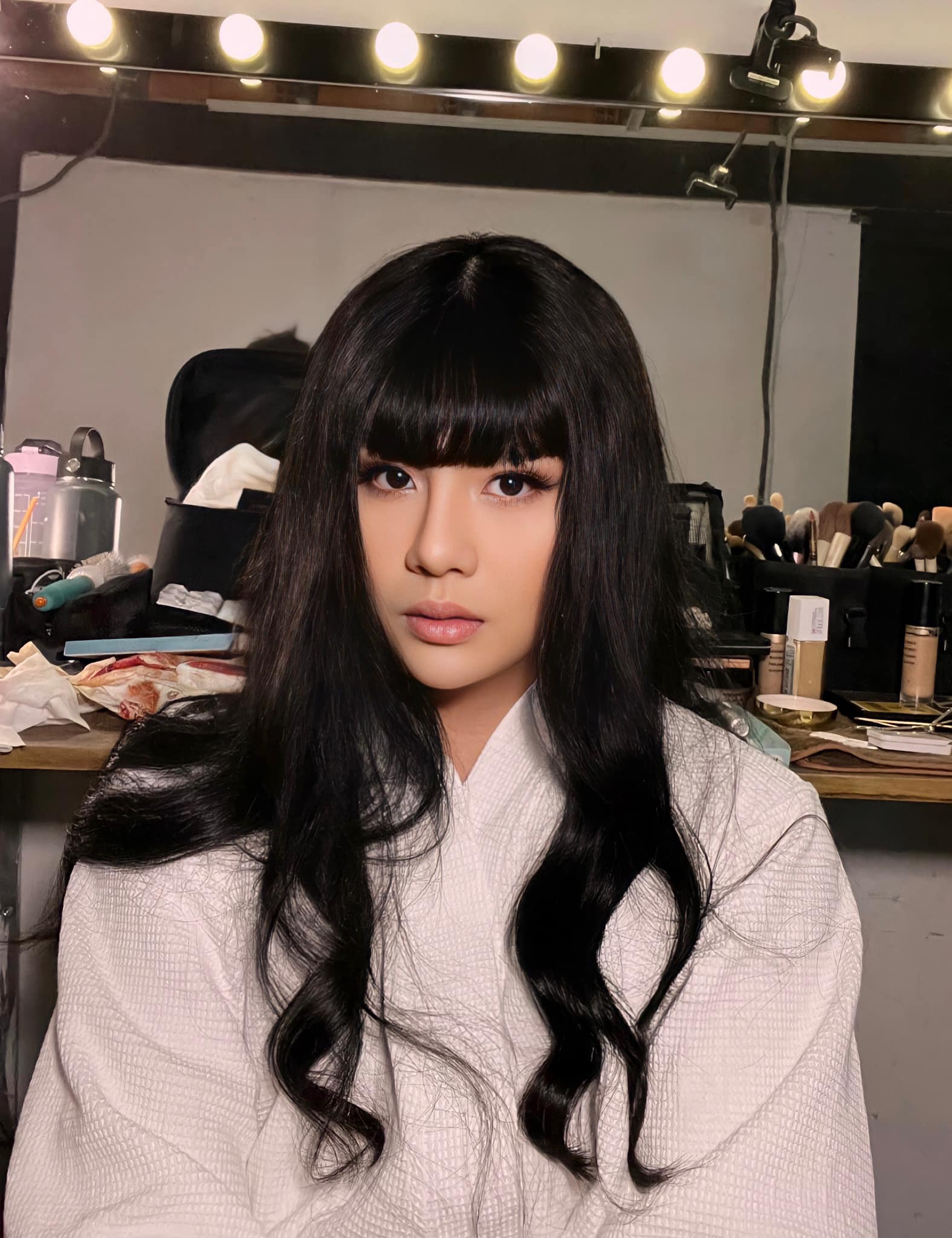 Duy Khánh giả gái xuất thần được khen xinh như thần tiên tỷ tỷ - Ảnh 2