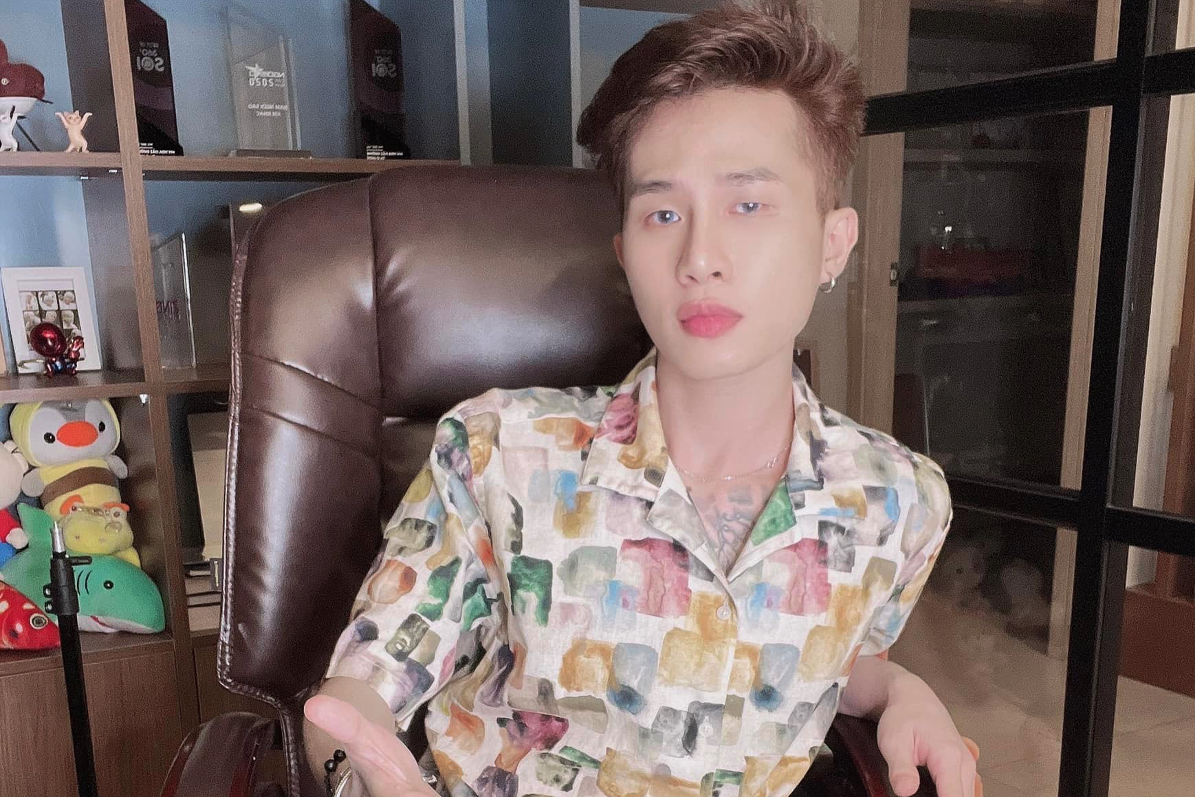 Fanpage của Jack bất ngờ bị đổi tên thành 