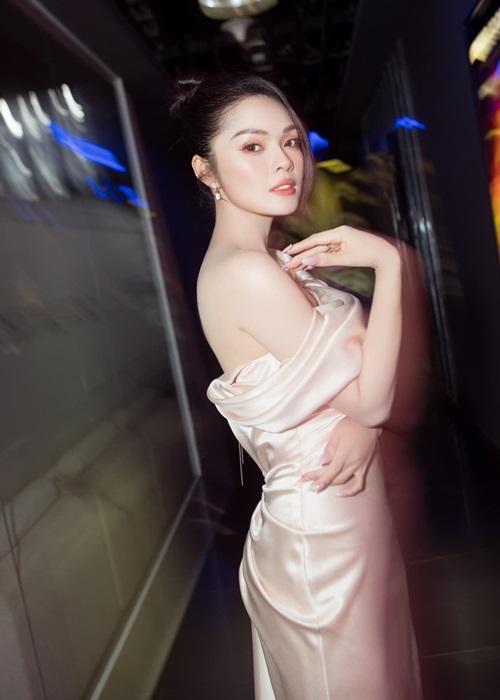 Dương Cẩm Lynh là ai? Tình cũ Minh Luân, Á hậu xinh đẹp 2 làm mẹ đơn thân - Ảnh 10