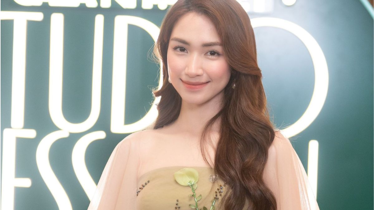 Hoà Minzy ẩn ý sau chia tay: "Những người phụ nữ từng đổ vỡ, ai cũng xứng đáng có hạnh phúc"