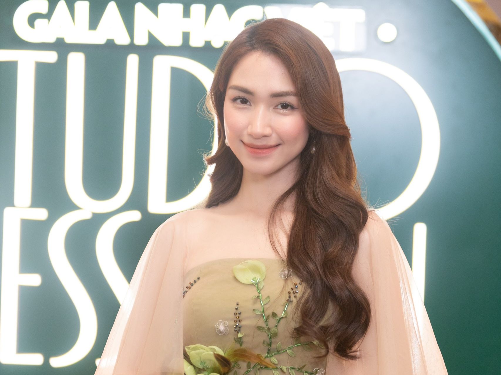 Hoà Minzy ẩn ý sau chia tay: 