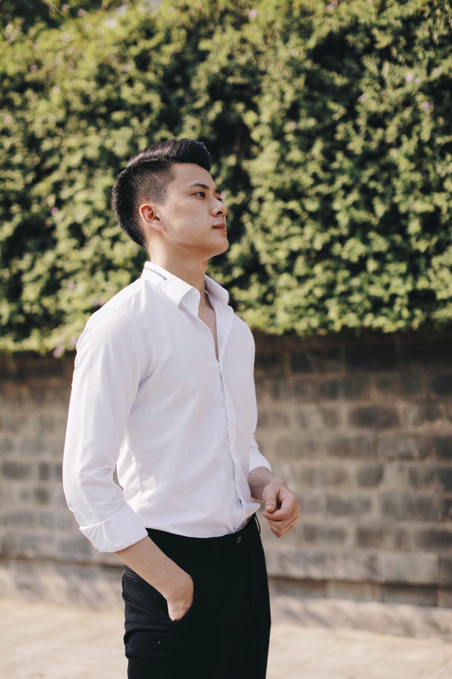 Quang Lâm là ai? Chàng bác sĩ 