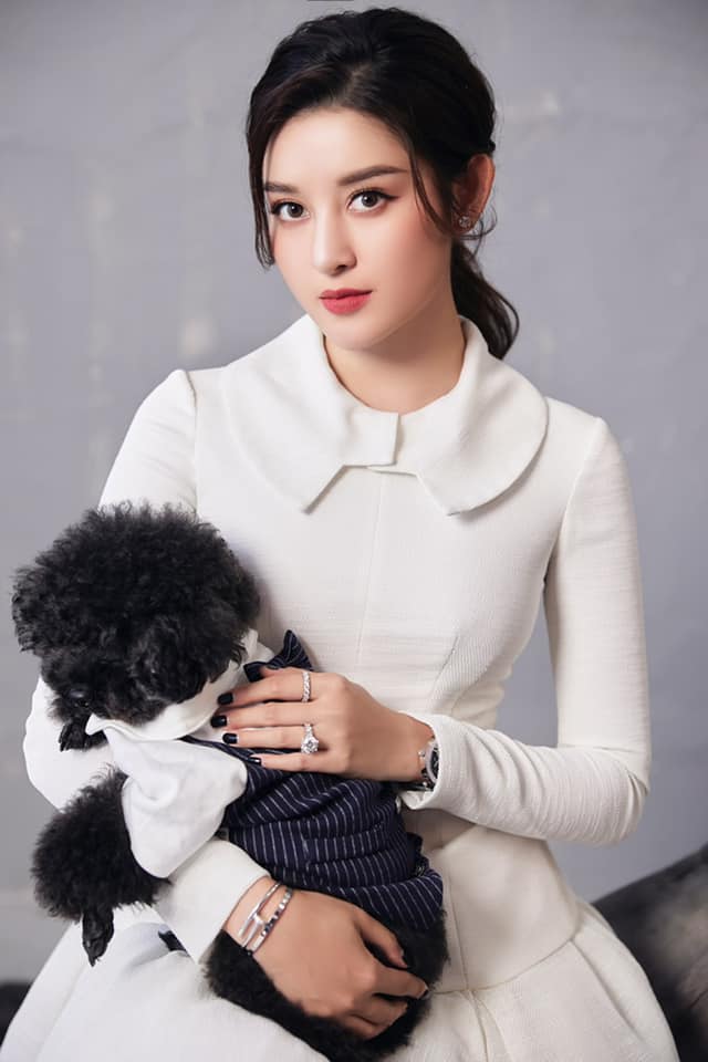 Á hậu Huyền My là ai? Á hậu 1 cuộc thi Hoa hậu Việt Nam 2014 vướng nhiều tranh cãi về đời tư - Ảnh 4