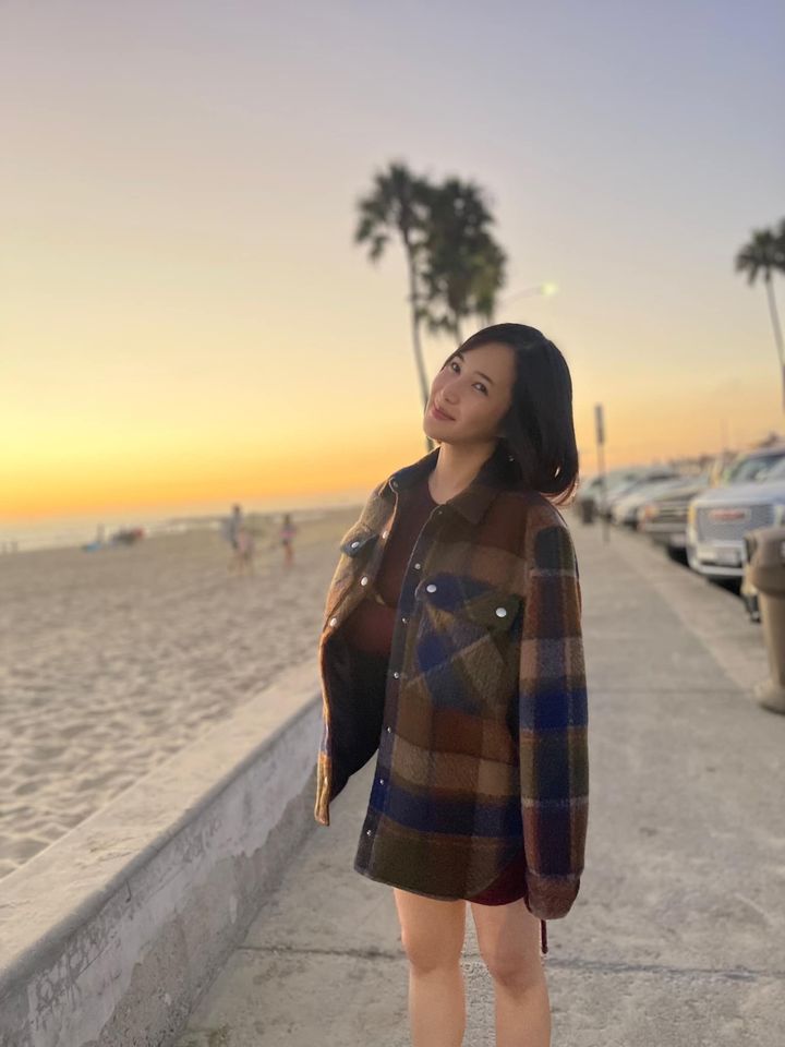 Hương Tràm nhảy cực sung, khoe cơ bụng số 11 cuốn hút - Ảnh 5