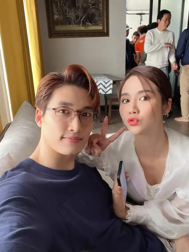 Sau phim Thương Ngày Nắng Về, Đình Tú - Huyền Lizzie liên tục đi chơi chung nhưng giữ khoảng cách - Ảnh 5