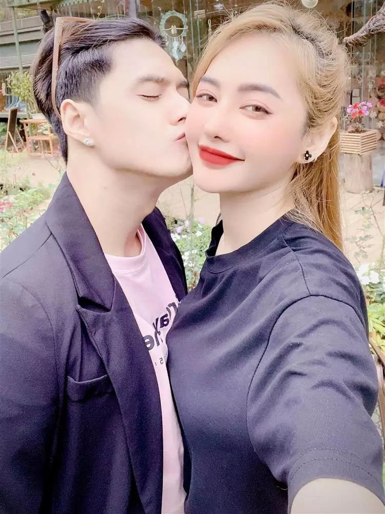 Linh Chi khoe giấy đăng ký kết hôn với Lâm Vinh Hải sau 5 năm dính phốt tiểu tam - Ảnh 4