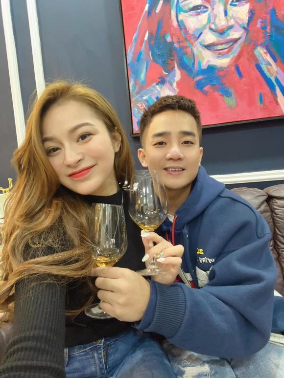 Bà xã Đỗ Duy Nam tủi thân vì một mình chăm con ốm: 