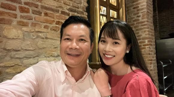 Bí quyết giữ lửa của Shark Hưng và vợ Á hậu: Không xa nhau quá 21 ngày, thực hiện đúng 4 chữ 