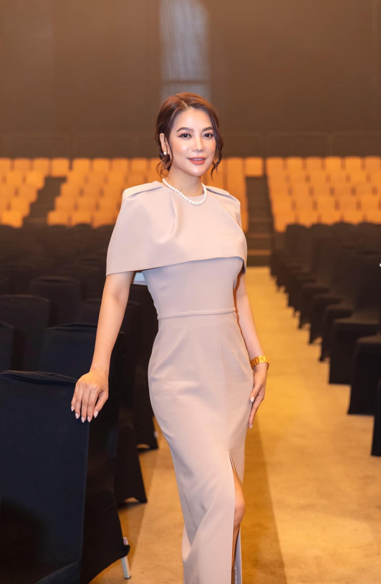 Lộ diện nhan sắc Trương Ngọc Ánh thời thi Hoa hậu năm 1998: 22 tuổi đã sở hữu khí chất người mẫu - Ảnh 1