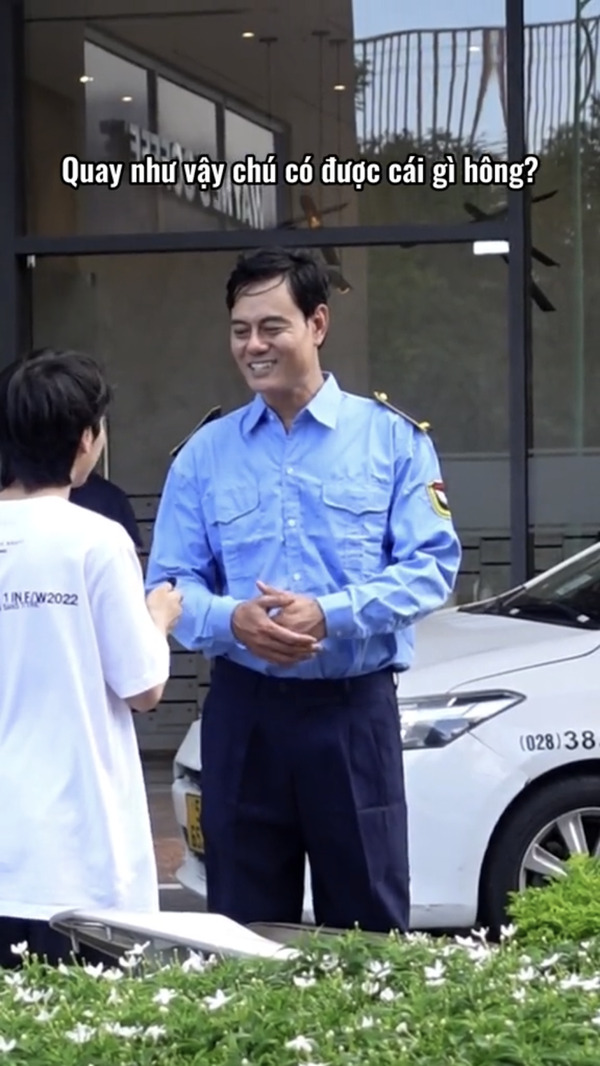 Chú bảo vệ gây bão MXH nhờ màn 