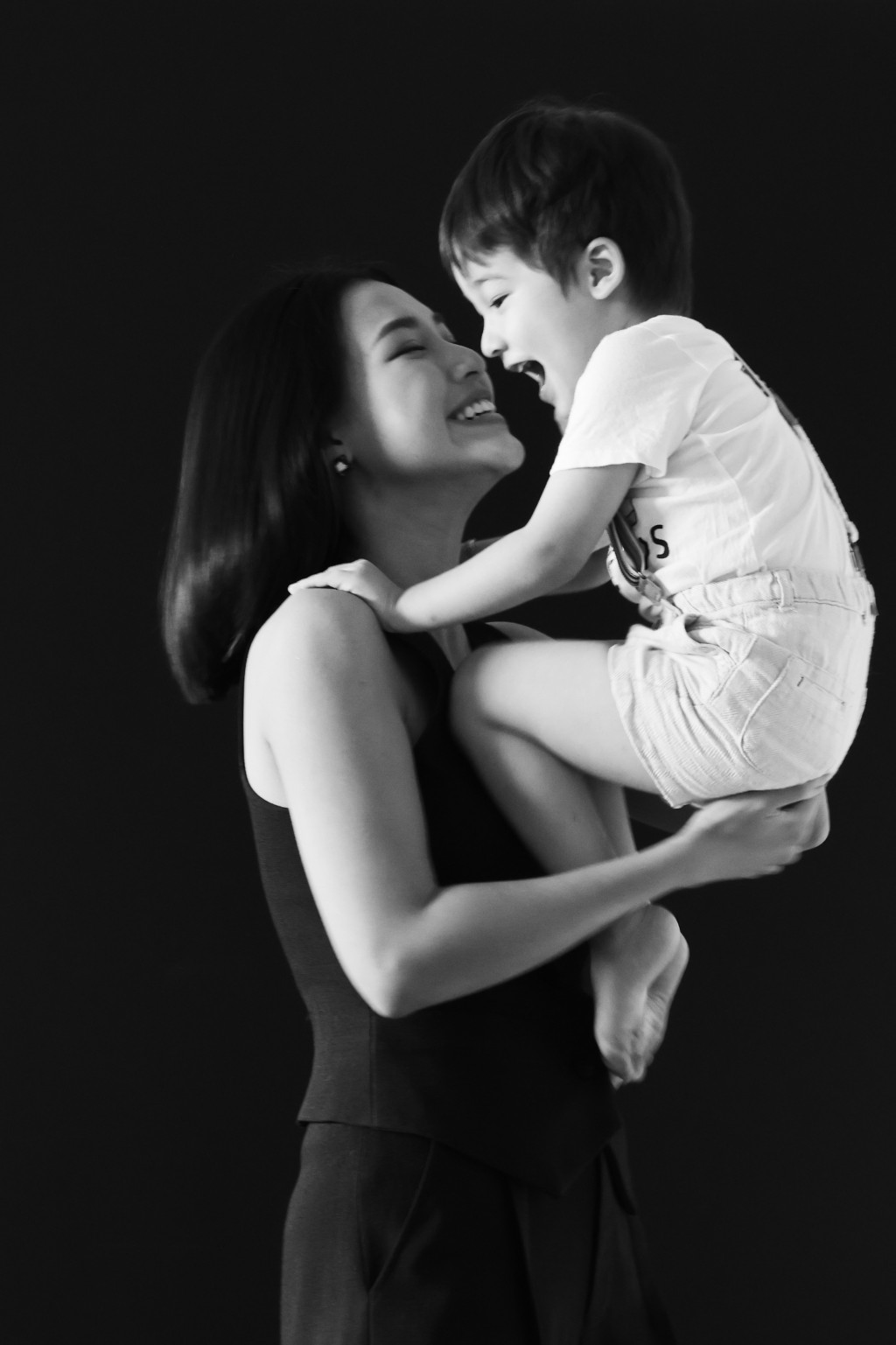 MC Hoàng Oanh tự hào trước sự thay đổi của quý tử giữa nghi vấn con bị chậm phát triển - Ảnh 3