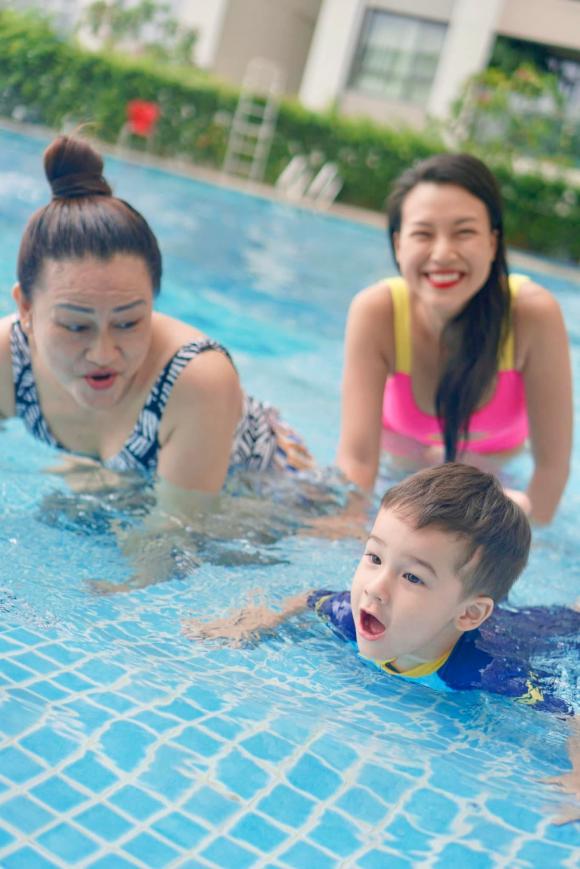 MC Hoàng Oanh tự hào trước sự thay đổi của quý tử giữa nghi vấn con bị chậm phát triển - Ảnh 5