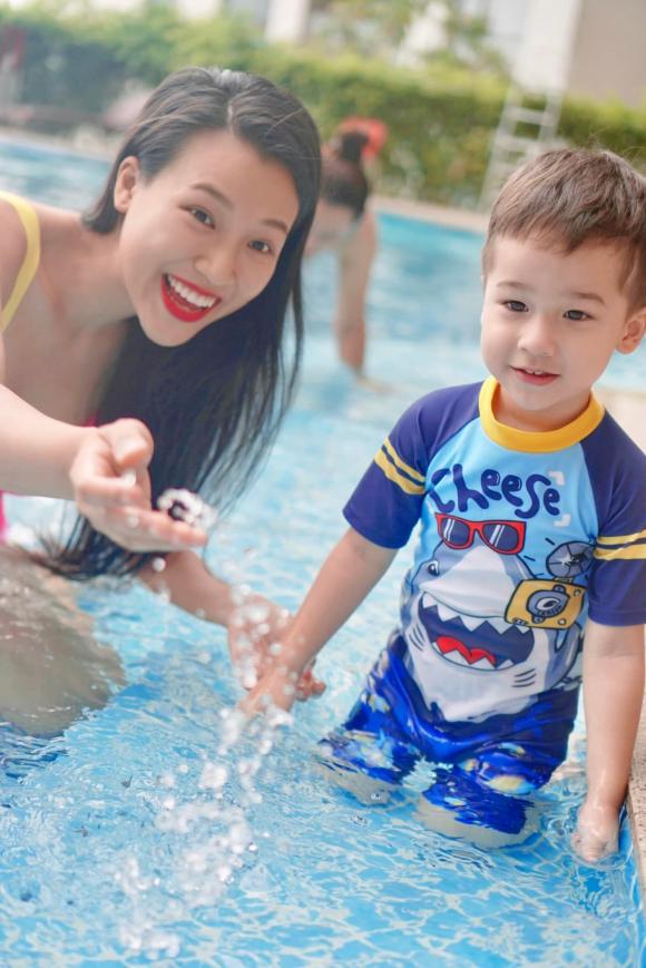 MC Hoàng Oanh tự hào trước sự thay đổi của quý tử giữa nghi vấn con bị chậm phát triển - Ảnh 6