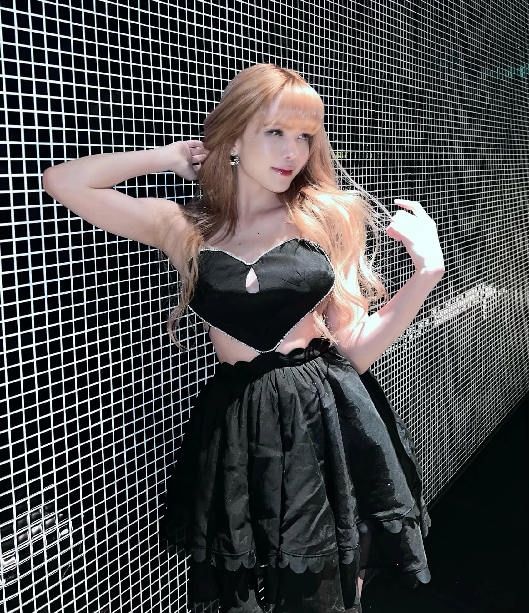 Thiều Bảo Trâm thẳng tay bỏ theo dõi 