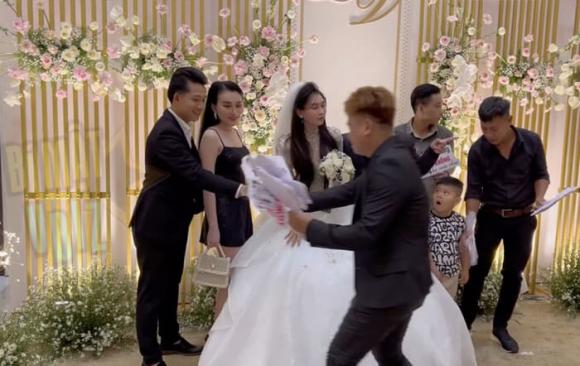 Hồ Gia Hùng (HKT) khoe bồ mới sau 6 tháng cưới vợ cũ- Ảnh 6