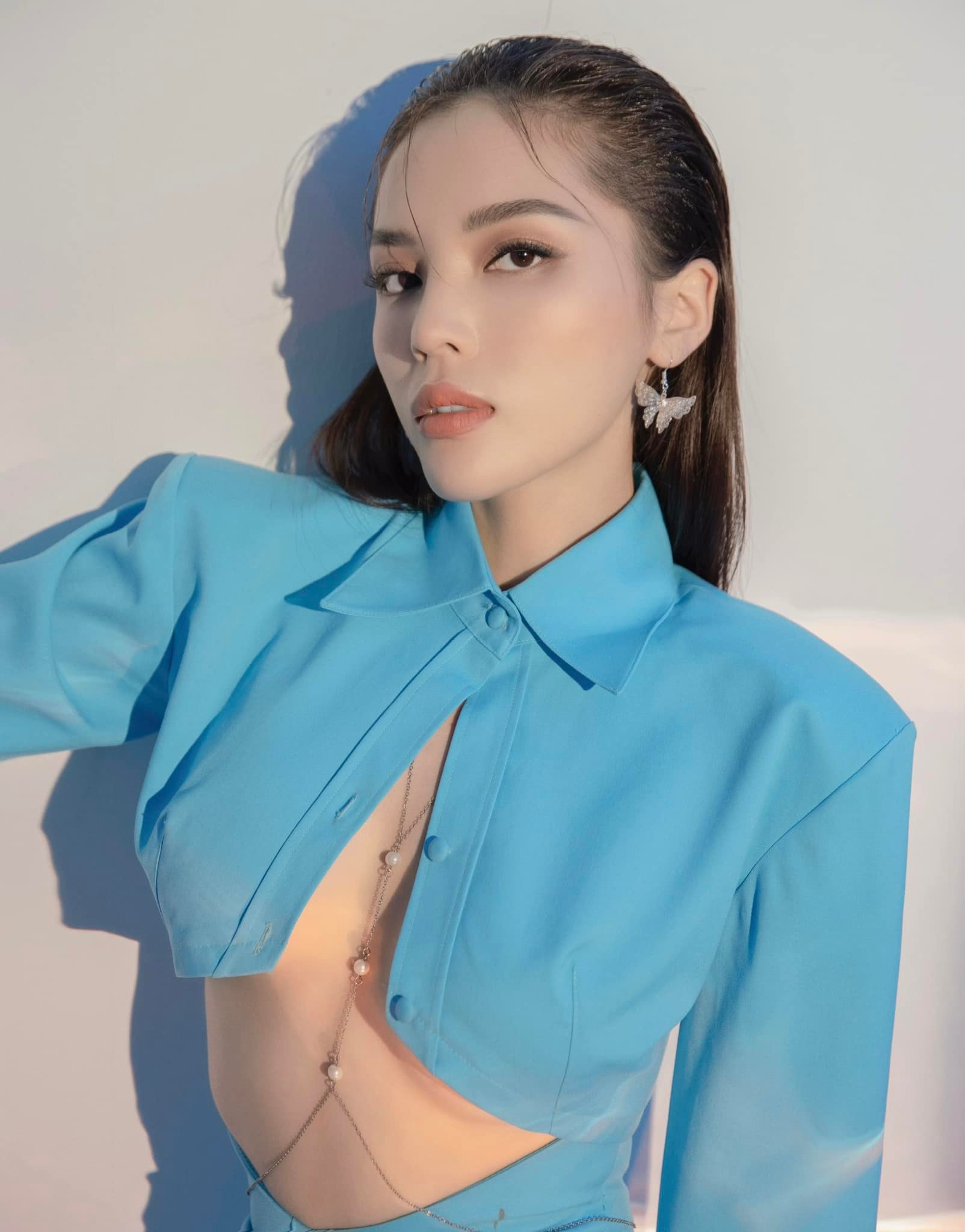 Nguyễn Cao Kỳ Duyên là ai? Hoa hậu Việt Nam 2014 vướng loạt ồn ào sau đăng quang - Ảnh 3