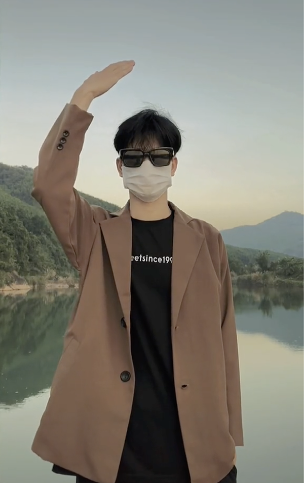 Hot TikTok Phùn Anh nổi tiếng với loạt clip giả gái đỉnh cao thực chất là một cô gái U30 - Ảnh 6