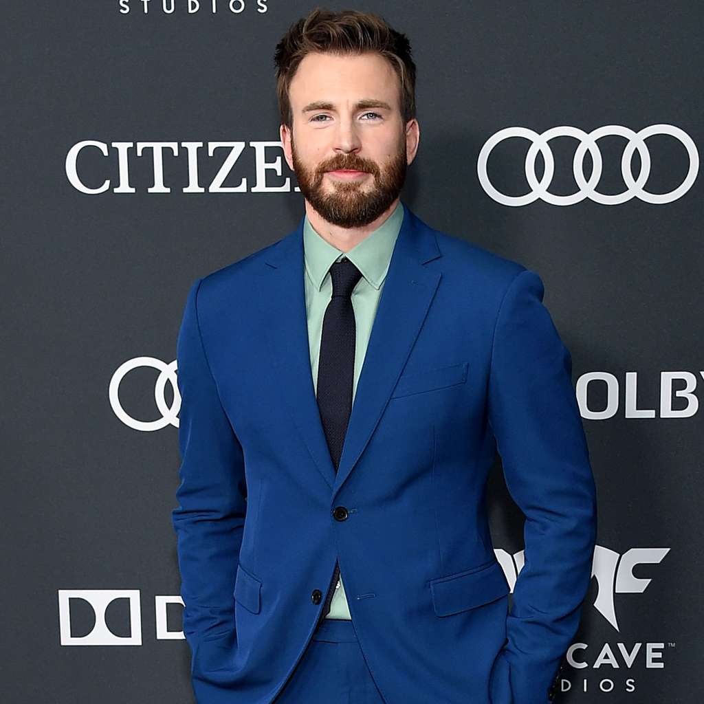 "Captain America" ​​always chooses for herself elegant and masculine Western suits to participate in events.  Photo: internet