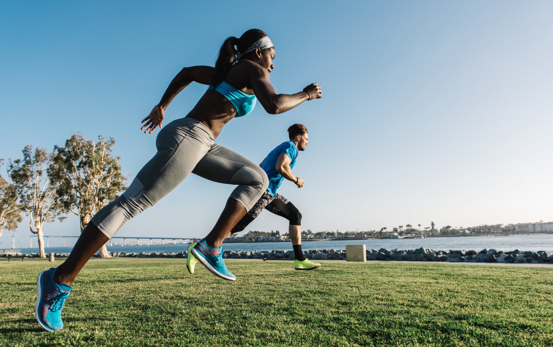Việc luyện tập thể thao giúp bạn có một cơ thể bền bỉ và dẻo dai. Ảnh: internet