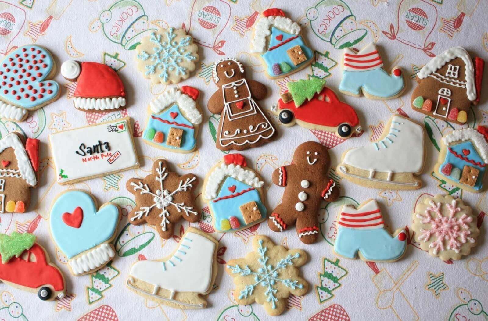 Ngoài bánh khúc cây, bánh quy gừng là món ăn nhiều người ưa chuộng trong dịp Giáng sinh.