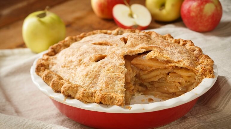 Bánh táo là món ăn phổ biến ở Mỹ.