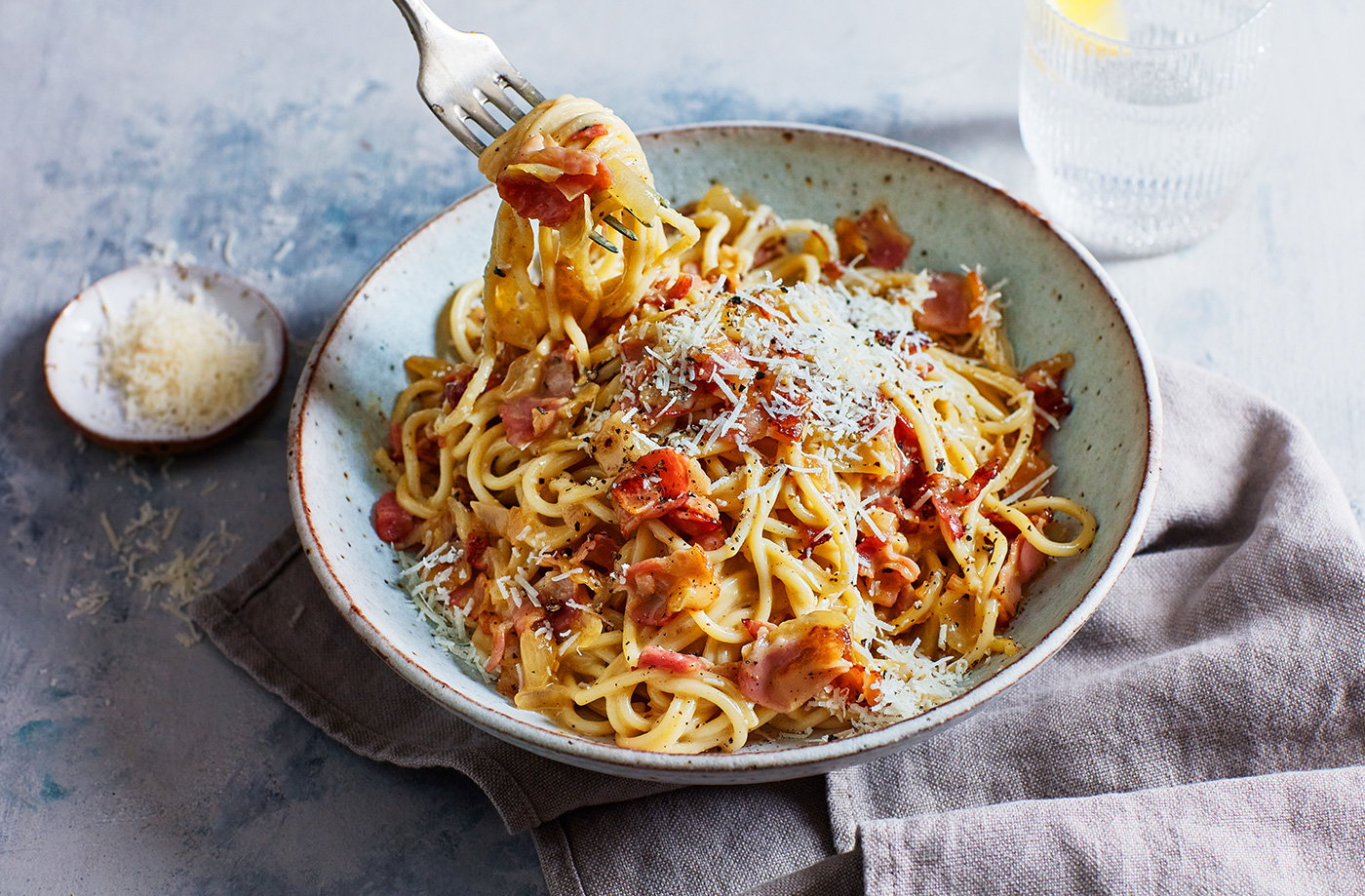 Spaghetti Carbonara luôn là sự lựa chọn lý tưởng của các cặp đôi.