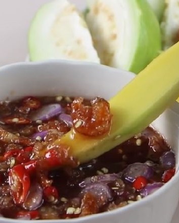 Cách làm mắm ruốc Thái ngon tuyệt để chấm xoài chua, cóc non