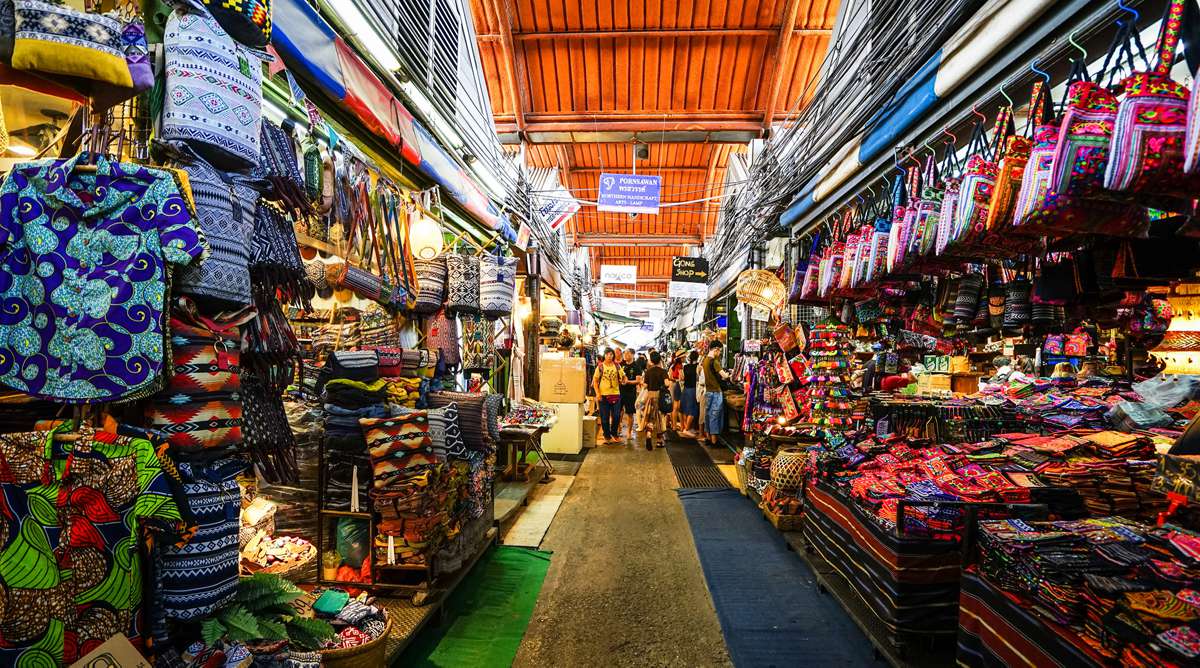 Chatuchak là chợ trời lớn nhất Thái Lan.