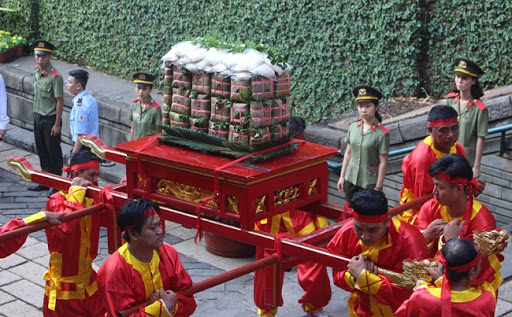 Giỗ Tổ Hùng Vương thường được tổ chức vào ngày mùng 10 tháng 3 Âm lịch.