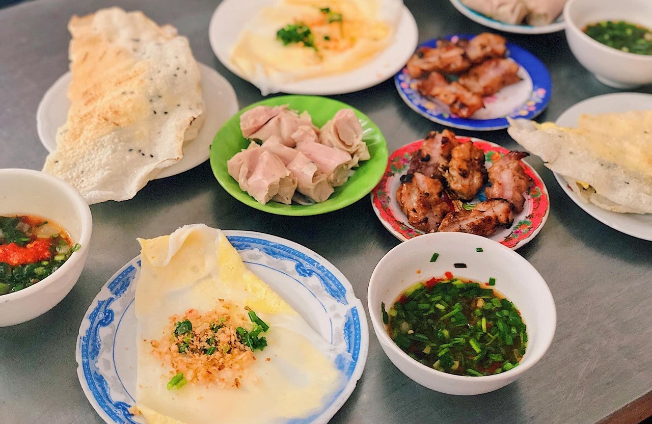 Bánh đập miền Trung, nghe tên thấy "ồn ào" nhưng lại làm say lòng du khách