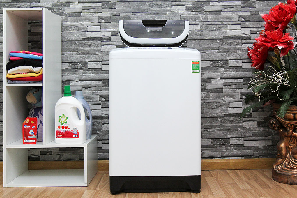 Sharp chủ yếu sản xuất 2 dòng máy giặt chính là: máy giặt đứng và máy giặt lồng nghiêng.