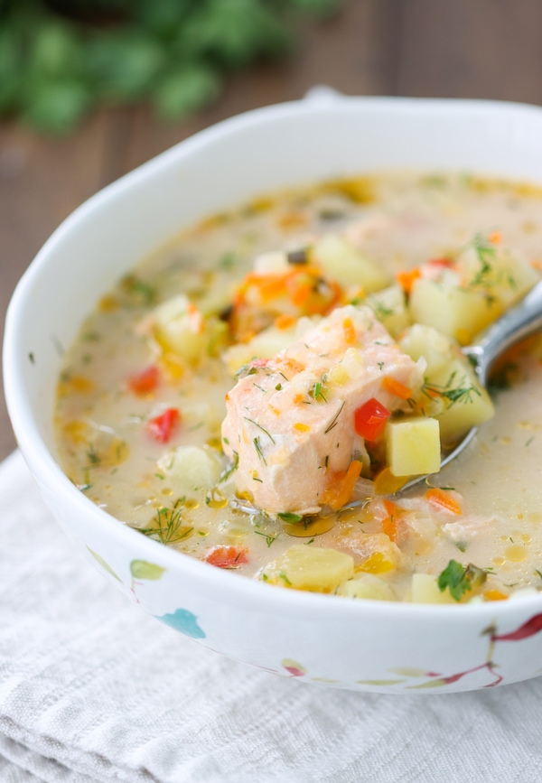 Cách nấu súp cá hồi nóng hổi ngon, không tanh, bổ dưỡng - Ảnh 5