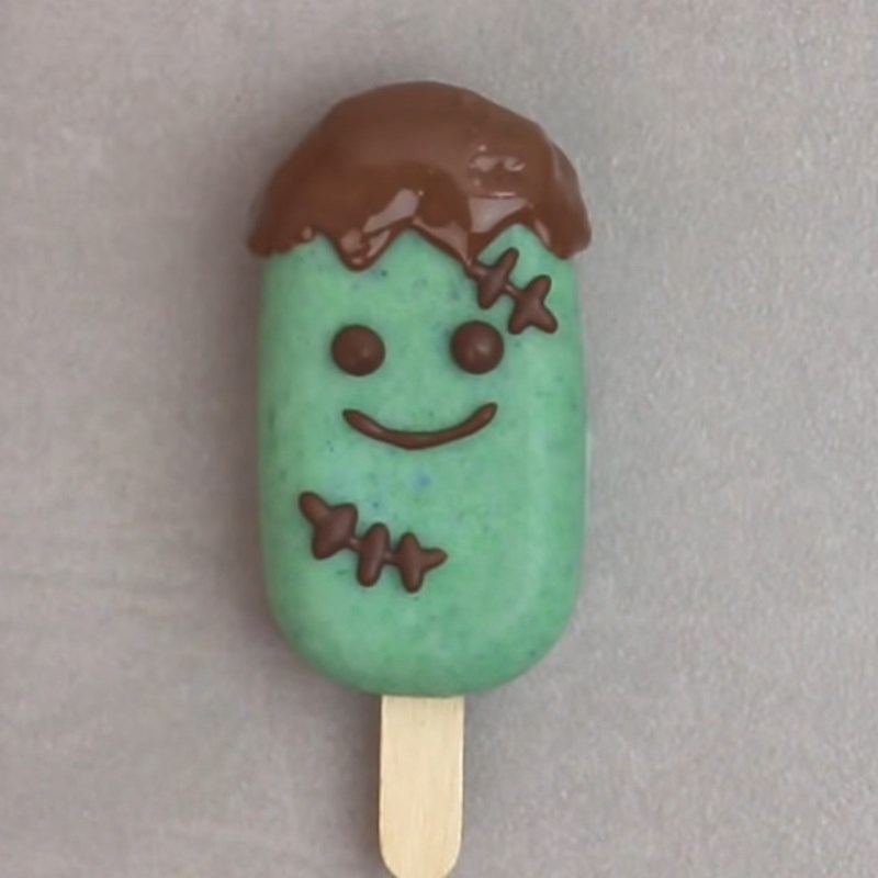 Tham khảo một số tạo hình độc đáo cho kem ma quái cho ngày lễ Halloween.