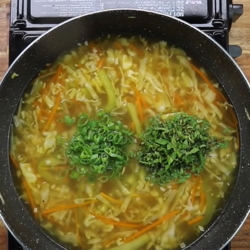 Cách nấu súp bắp cải ngon lại giữ dáng được nhiều sao ưa chuộng - Ảnh 4