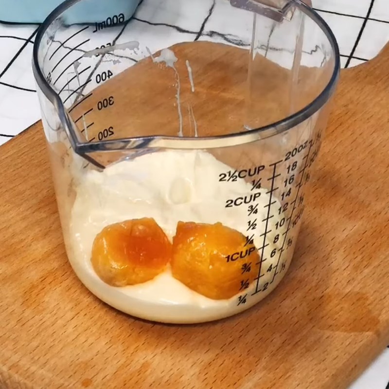 Cách làm kem trứng muối béo ngậy, thơm lừng mà không bị tanh - Ảnh 4