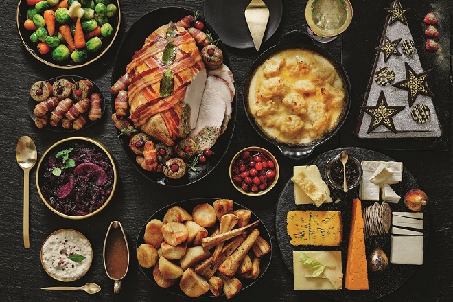 Giáng sinh ăn gì ngon? 10 món ăn không thể thiếu trong dịp Giáng sinh