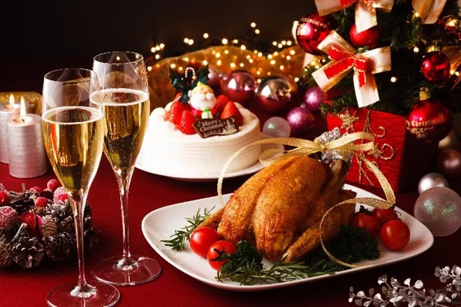 Giáng sinh ăn gì ngon? 10 món ăn không thể thiếu trong dịp Giáng sinh - Ảnh 1