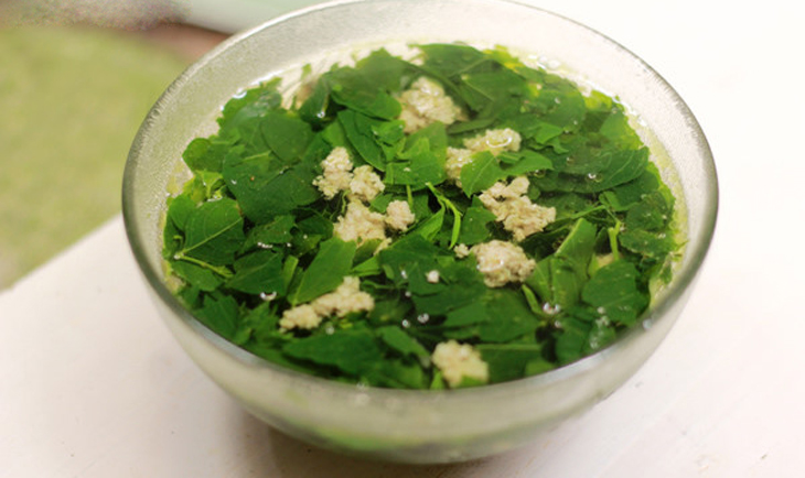 Cách nấu canh chùm ngây thơm ngon, giàu dinh dưỡng cho cả nhà